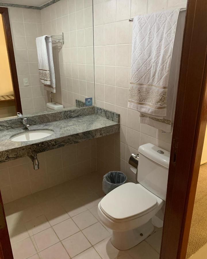 Flat em Hotel Padrão com valor Acessível Taguatinga Exterior foto